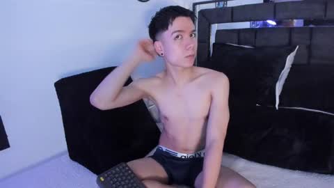 Snapshot of alanblack1 chatting on October 2025 02:39:02 PM alanblack1 online show from October 2025 02:39:02 PM