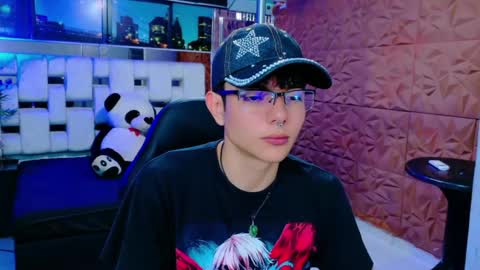 Snapshot of alandelrey57 chatting on December 2025 04:51:01 AM ALAN DEL REY online show from December 2025 04:51:01 AM