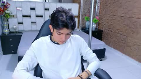 Snapshot of alandelrey57 chatting on January 2026 03:53:02 AM ALAN DEL REY online show from January 2026 03:53:02 AM