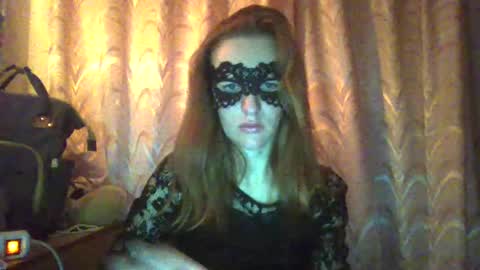 Elisa online show from March 2025 09:13:02 PM