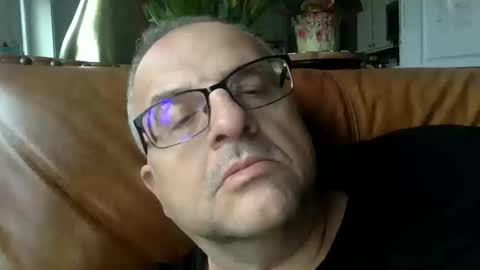 alankrieski1174 online show from October 2025 11:53:02 AM