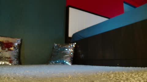 Alanna online show from November 2025 04:37:01 AM