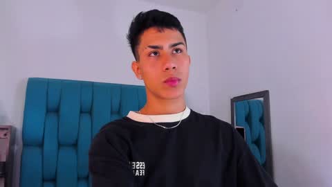 alannaughty_ online show from December 2024 08:53:01 PM