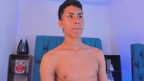 alannaughty_ online show from December 2024 09:11:02 PM