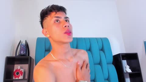 alannaughty_ online show from January 2025 06:34:02 AM