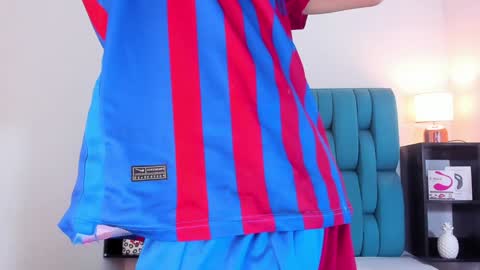 alannaughty_ online show from January 2025 11:03:01 AM