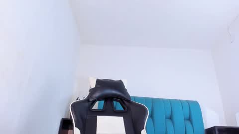 alannaughty_ online show from February 2025 07:02:02 AM