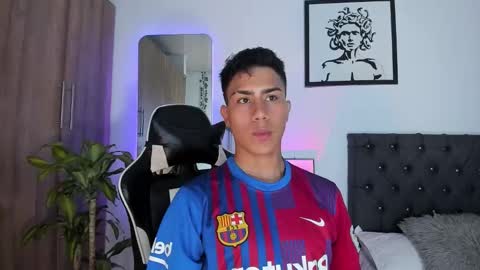 alannaughty_ online show from December 2025 10:30:02 PM