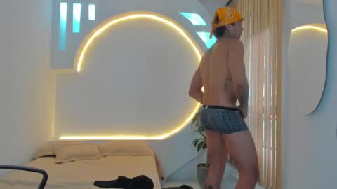 alan online show from December 2024 06:34:01 PM