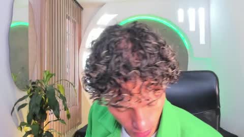 alan online show from February 2025 12:33:01 PM