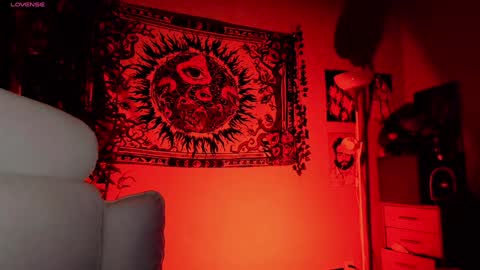 alaska_chan_ online show from February 2025 06:53:01 PM