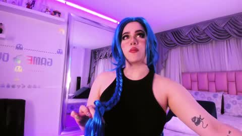 albaandthayron online show from December 2024 12:06:01 PM