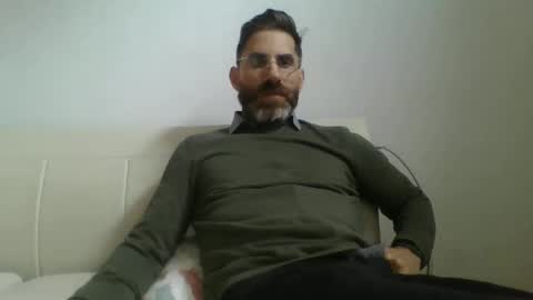 Snapshot of alcatrazcage chatting on December 2024 12:03:01 PM Alcatrazcage online show from December 2024 12:03:01 PM