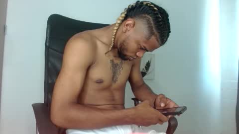 Snapshot of ale_squirt333 chatting on February 2026 02:24:02 PM ale_squirt333 online show from February 2026 02:24:02 PM