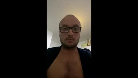 Snapshot of aleadr chatting on December 2024 07:01:02 PM aleadr online show from December 2024 07:01:02 PM