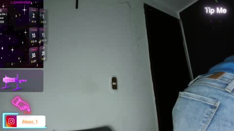 Snapshot of alecadrews_ chatting on January 2025 07:10:02 PM ALEC ANDREWS online show from January 2025 07:10:02 PM