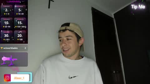 Snapshot of alecadrews_ chatting on February 2025 08:10:01 PM ALEC ANDREWS online show from February 2025 08:10:01 PM