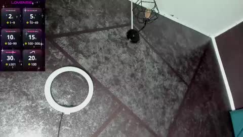 Snapshot of alecadrews_ chatting on March 2025 11:58:01 AM ALEC ANDREWS online show from March 2025 11:58:01 AM