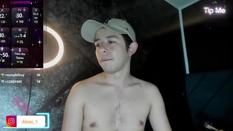 Snapshot of alecadrews_ chatting on March 2025 06:11:01 PM ALEC ANDREWS online show from March 2025 06:11:01 PM