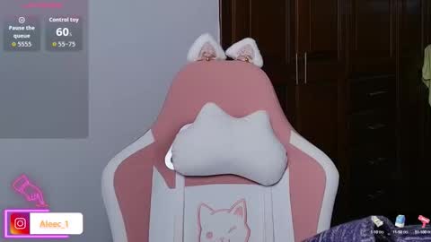 Snapshot of alecadrews_ chatting on September 2025 07:41:01 PM ALEC ANDREWS online show from September 2025 07:41:01 PM