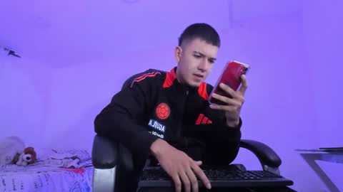 Aleck Boy online show from January 2026 12:20:01 PM