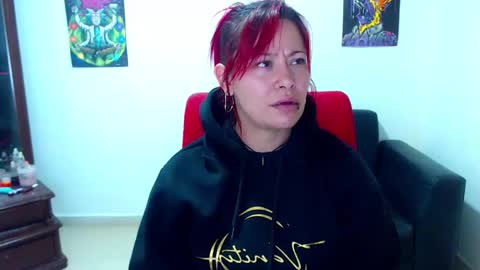 aleja online show from October 2025 04:24:02 AM