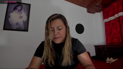 Snapshot of aleja_lollipop chatting on June 2026 03:41:01 AM Aleja online show from June 2026 03:41:01 AM