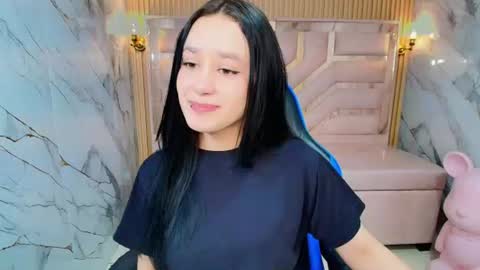 Aleja  online show from June 2026 12:19:01 PM