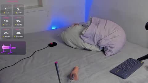 Snapshot of aleja_rossi chatting on February 2026 03:43:01 PM Aleja online show from February 2026 03:43:01 PM