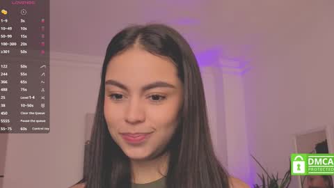 Alejandra online show from September 2025 11:37:02 AM