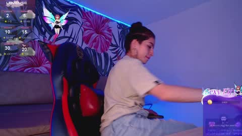 Snapshot of alejabeltran chatting on December 2024 02:04:01 PM Aleja online show from December 2024 02:04:01 PM