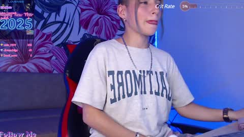 Snapshot of alejabeltran chatting on January 2025 04:05:01 PM Aleja online show from January 2025 04:05:01 PM