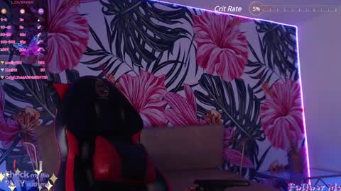 Snapshot of alejabeltran chatting on January 2025 04:15:01 PM Aleja online show from January 2025 04:15:01 PM