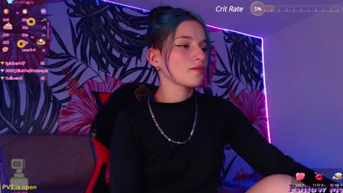 Snapshot of alejabeltran chatting on January 2025 04:28:01 PM Aleja online show from January 2025 04:28:01 PM