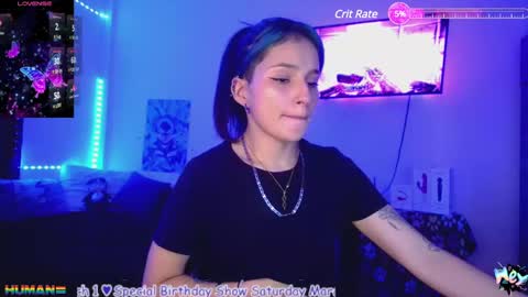 Snapshot of alejabeltran chatting on February 2025 01:05:02 AM Aleja online show from February 2025 01:05:02 AM