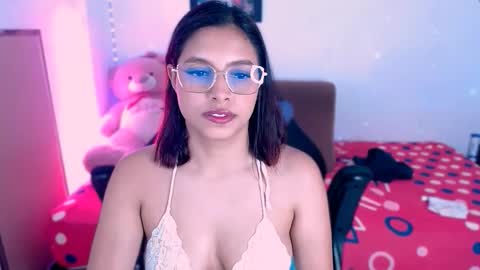 Snapshot of alejaharker chatting on October 2025 02:04:02 AM Aleja Harker online show from October 2025 02:04:02 AM