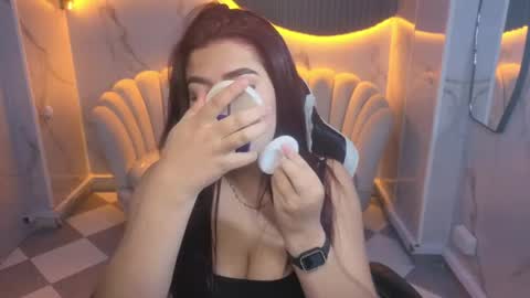 Aleja online show from April 2026 03:24:02 AM