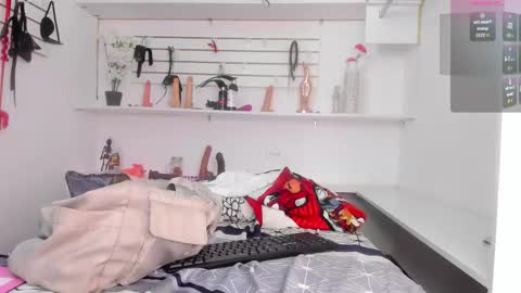 Snapshot of alejandra_dunn chatting on September 2025 02:16:02 PM Alejandra online show from September 2025 02:16:02 PM