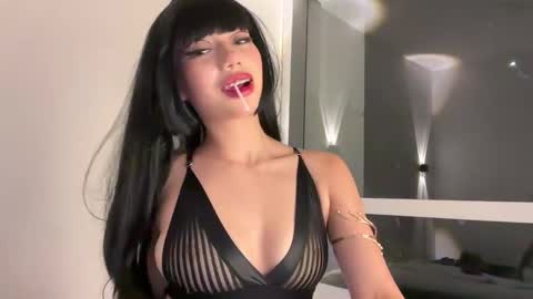 Snapshot of alejandraalvarezxo chatting on October 2025 07:56:01 AM alejandraalvarezxo online show from October 2025 07:56:01 AM