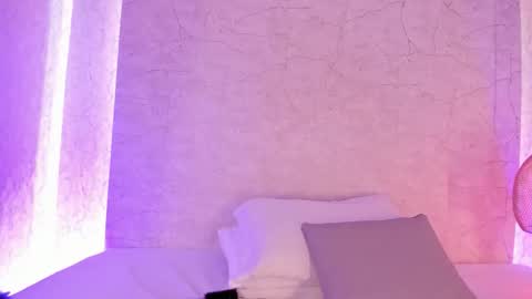 Alejandra online show from December 2025 11:52:01 AM