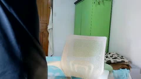 Snapshot of alejandro_fernan chatting on July 2026 12:20:01 PM alejandro fernan online show from July 2026 12:20:01 PM