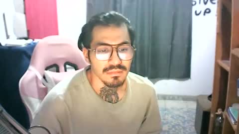 alejandropppzz online show from March 2025 07:43:02 AM
