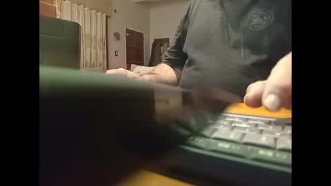 alejito16 online show from November 2025 03:06:02 AM