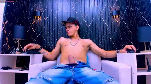 alejo chavez online show from October 2025 03:18:01 PM