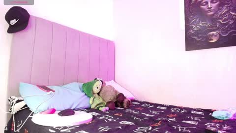 alejo_cute online show from December 2024 08:47:02 PM