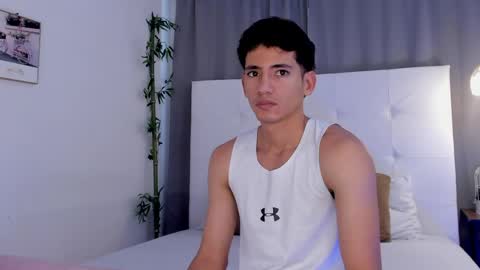 alejo_exotic online show from May 2026 12:35:02 PM