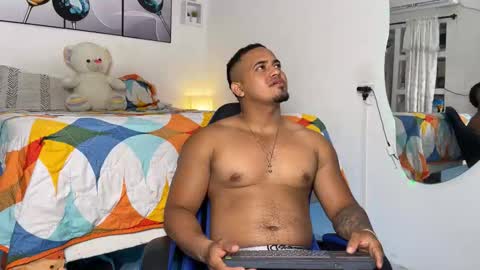 Alejo online show from September 2025 02:44:01 AM