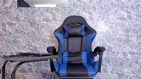 alejo peverell online show from July 2026 05:15:02 PM