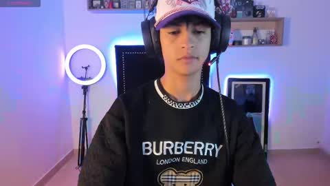 Snapshot of alejoo_storms chatting on November 2025 05:06:01 AM alejo online show from November 2025 05:06:01 AM