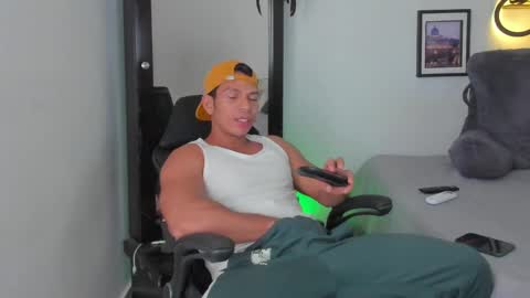 alejostrong online show from February 2025 01:45:02 AM